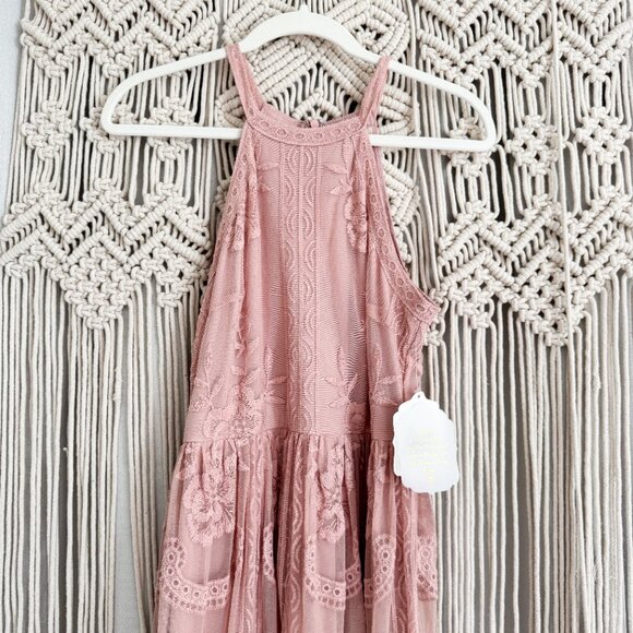 Altar’d State Blush Halter Maxi Dress NWT Size Small - Picture 3 of 7